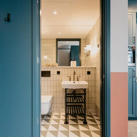 The July - Boat & Co Hotel