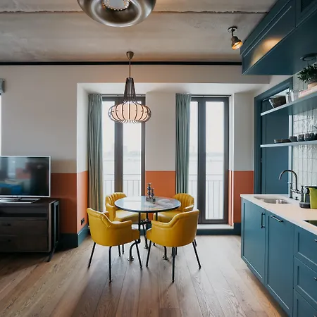 The July - Boat & Co Otel