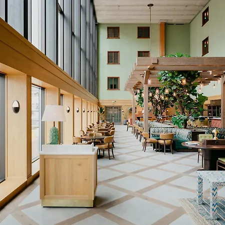 The July - Boat & Co 4* Amsterdam