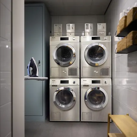 The July - Boat & Co 4*