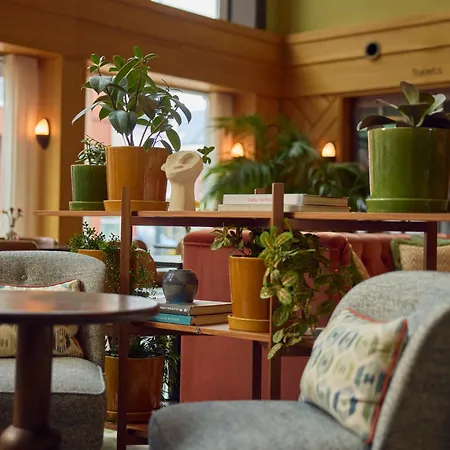 The July - Boat & Co