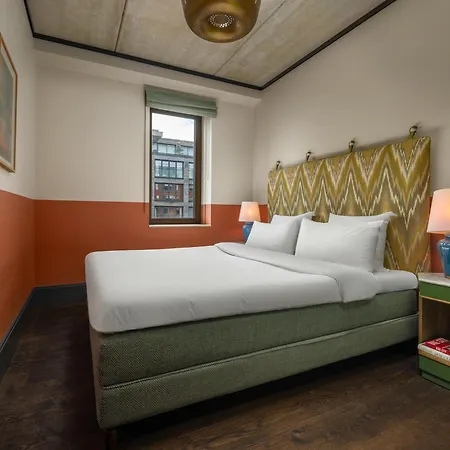 The July - Boat & Co Otel Amsterdam