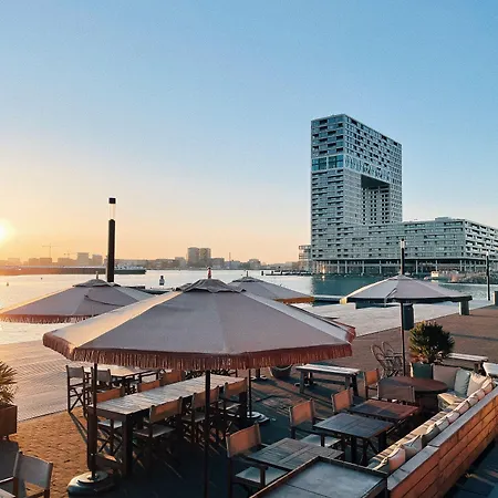 Otel The July - Boat & Co 4*