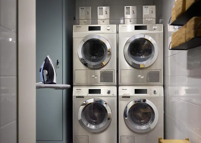 The July - Boat & Co 4*