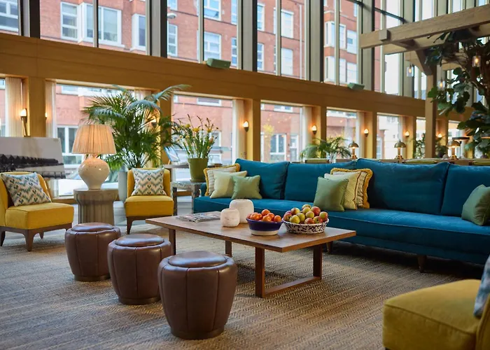 The July - Boat & Co