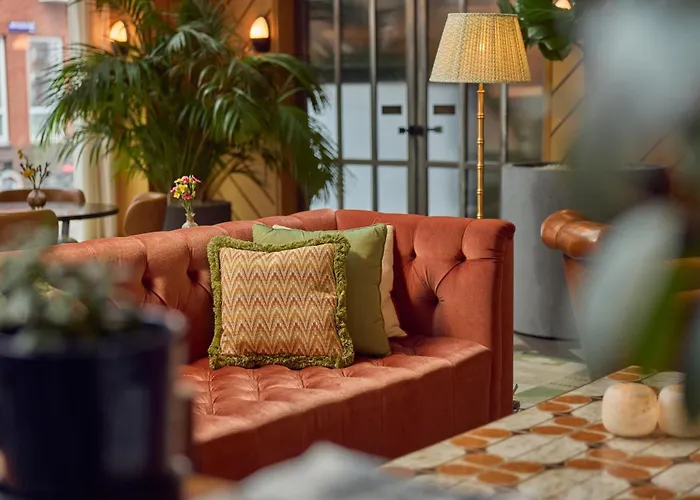 The July - Boat & Co Отель