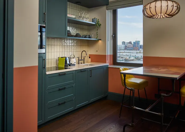 The July - Boat & Co