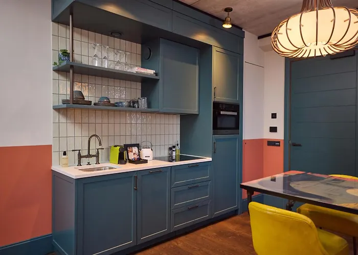 The July - Boat & Co Отель Амстердам