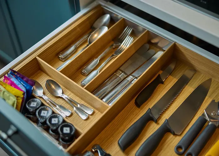 Отель The July - Boat & Co