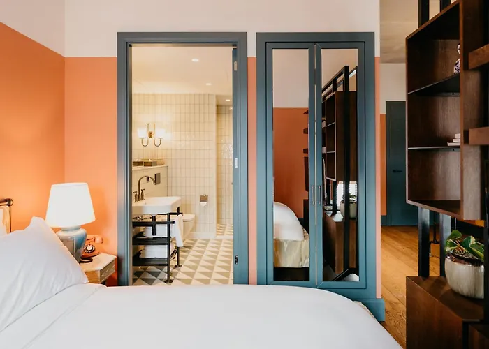 Отель The July - Boat & Co 4*