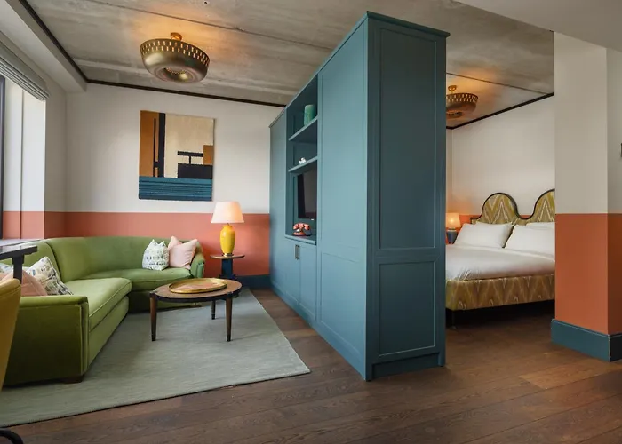 Отель The July - Boat & Co