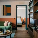 The July - Boat & Co 4*