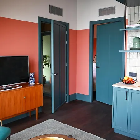 The July - Boat & Co Hotel 4*