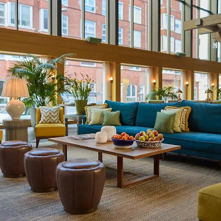 The July - Boat & Co