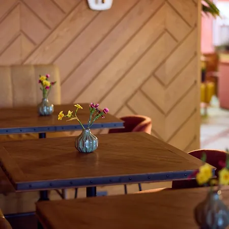 Hotel The July - Boat & Co 4*