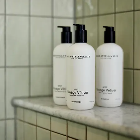 The July - Boat & Co 4*