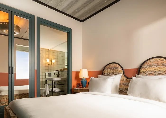 The July - Boat & Co